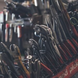 18V Multi-Tool + 20pc Kit